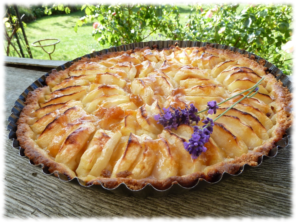 klassische Apfeltarte