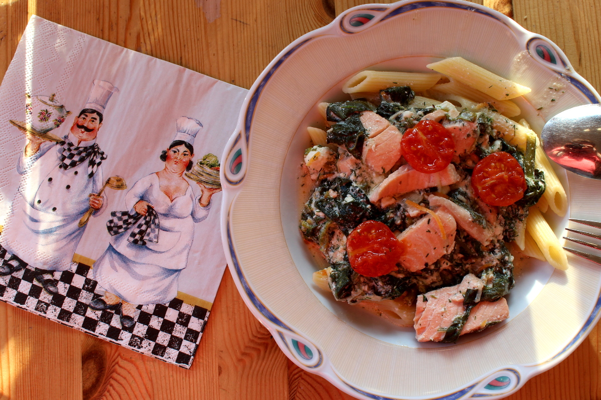 Lachs-Spinat-Ricotta-mitKirschtomaten-Pasta09