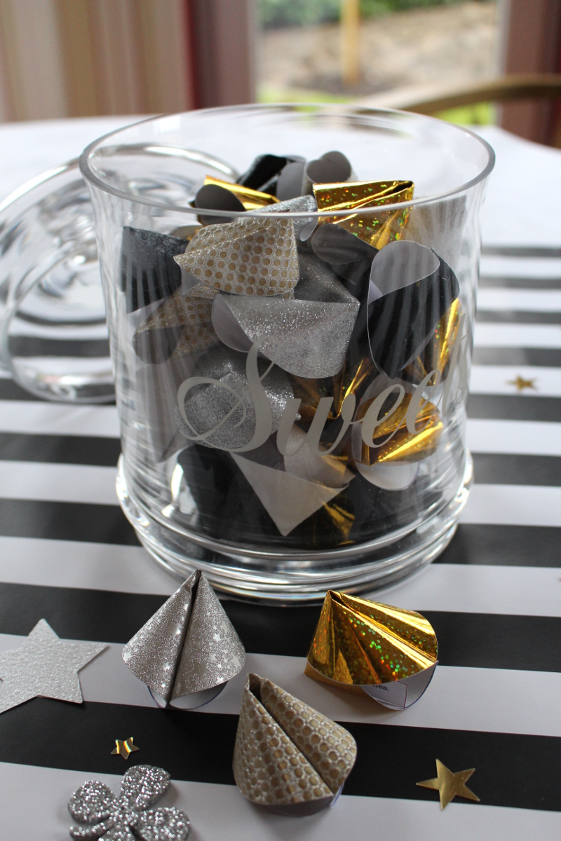 Silvester_Glueckskekse-aus-Papier08
