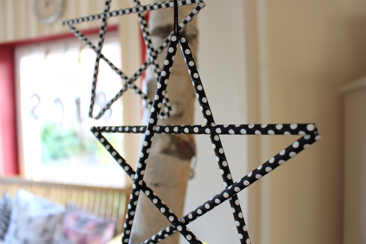 Silvester_Sterne-aus-Papierstrohhalmen06