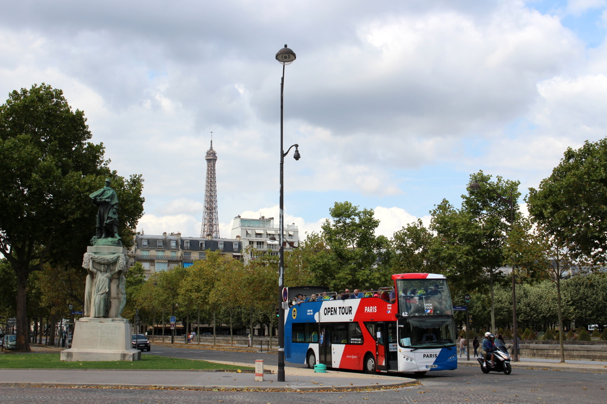 7_Paris_Hop-on_hop-off00