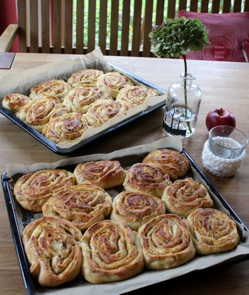 Zimtschnecken_mit_Kardamon_Äpfel08